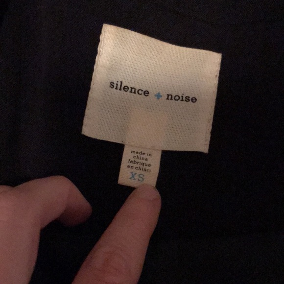 Boyfriend Blazer — Silence + Noise - Picture 3 of 3